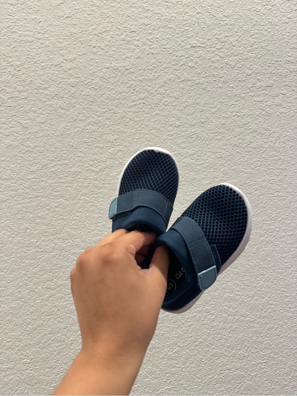 Cat & Jack Navy and White Kids Mesh Water Shoes with Hook-and-Loop Strap
